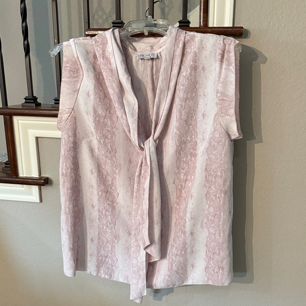 Current Air Sleeveless Tie-Neck Blouse in Blush Pink